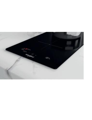 Whirlpool WSQ 0530NE - widok z boku