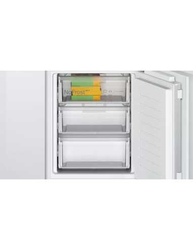 Bosch KIN 86NFF0 - widok z tyłu