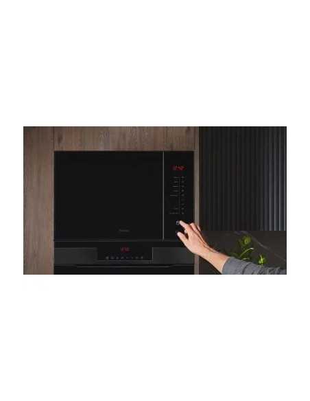 Amica AMMB 25E2SGVB Q-TYPE - widok z tyłu