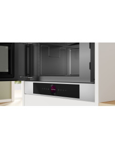 Kuchenka mikrofalowa Bosch BFL 7221W1 - widok z przodu 2